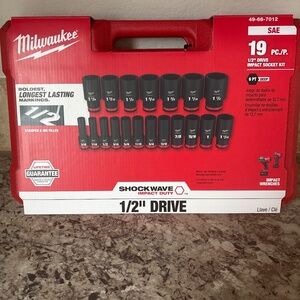 Milwaukee shockwave impact sockets